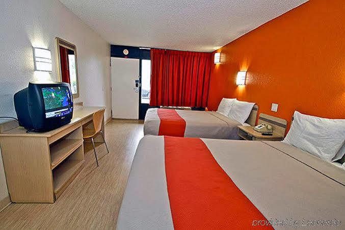 Motel 6-Little Rock, Ar - West Zewnętrze zdjęcie
