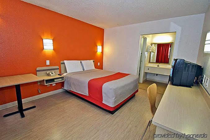 Motel 6-Little Rock, Ar - West Zewnętrze zdjęcie